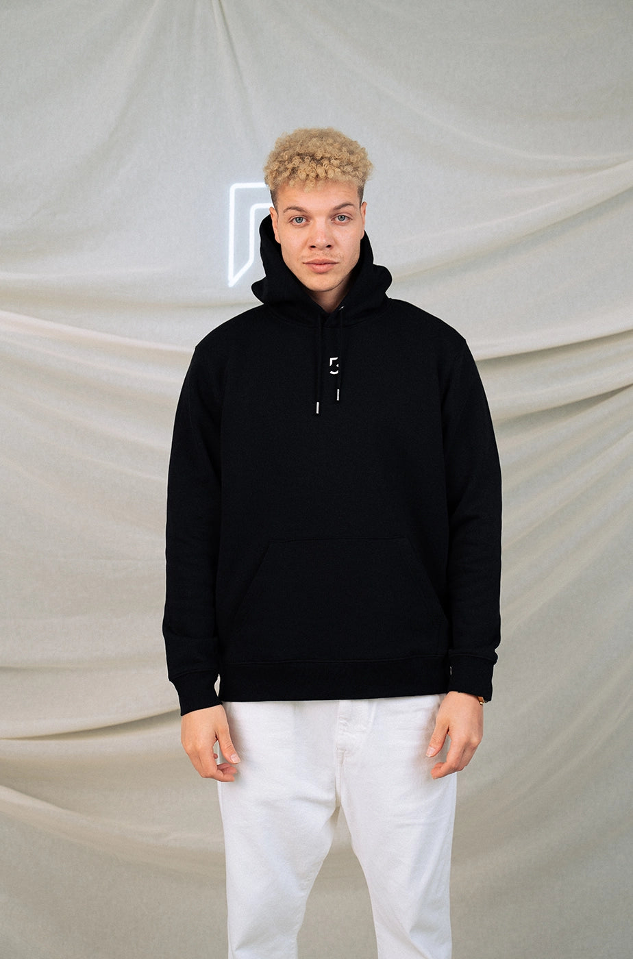 HOODIE „ROOFTOP“ - black