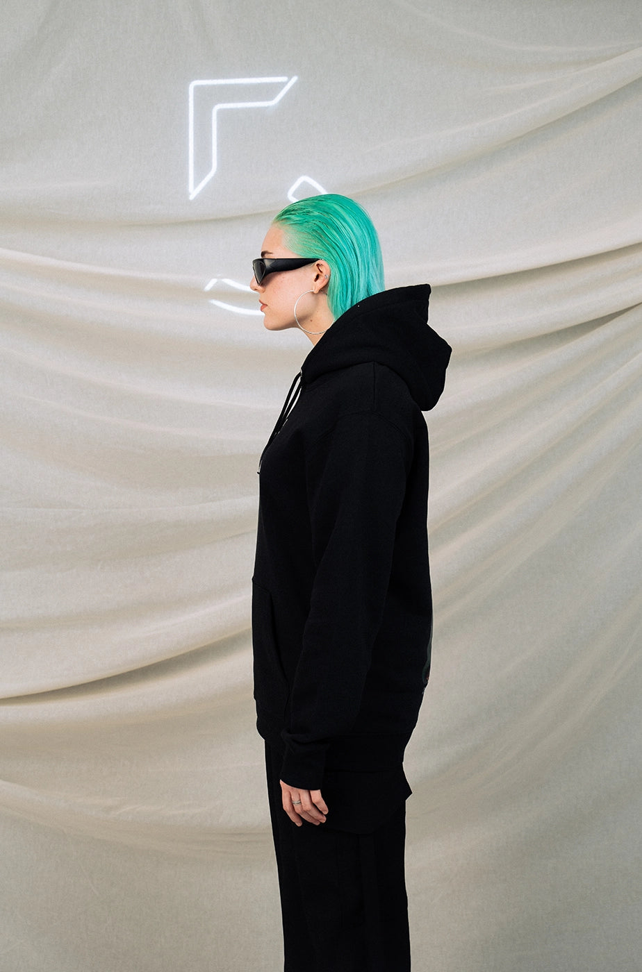 HOODIE „ROOFTOP“ - black