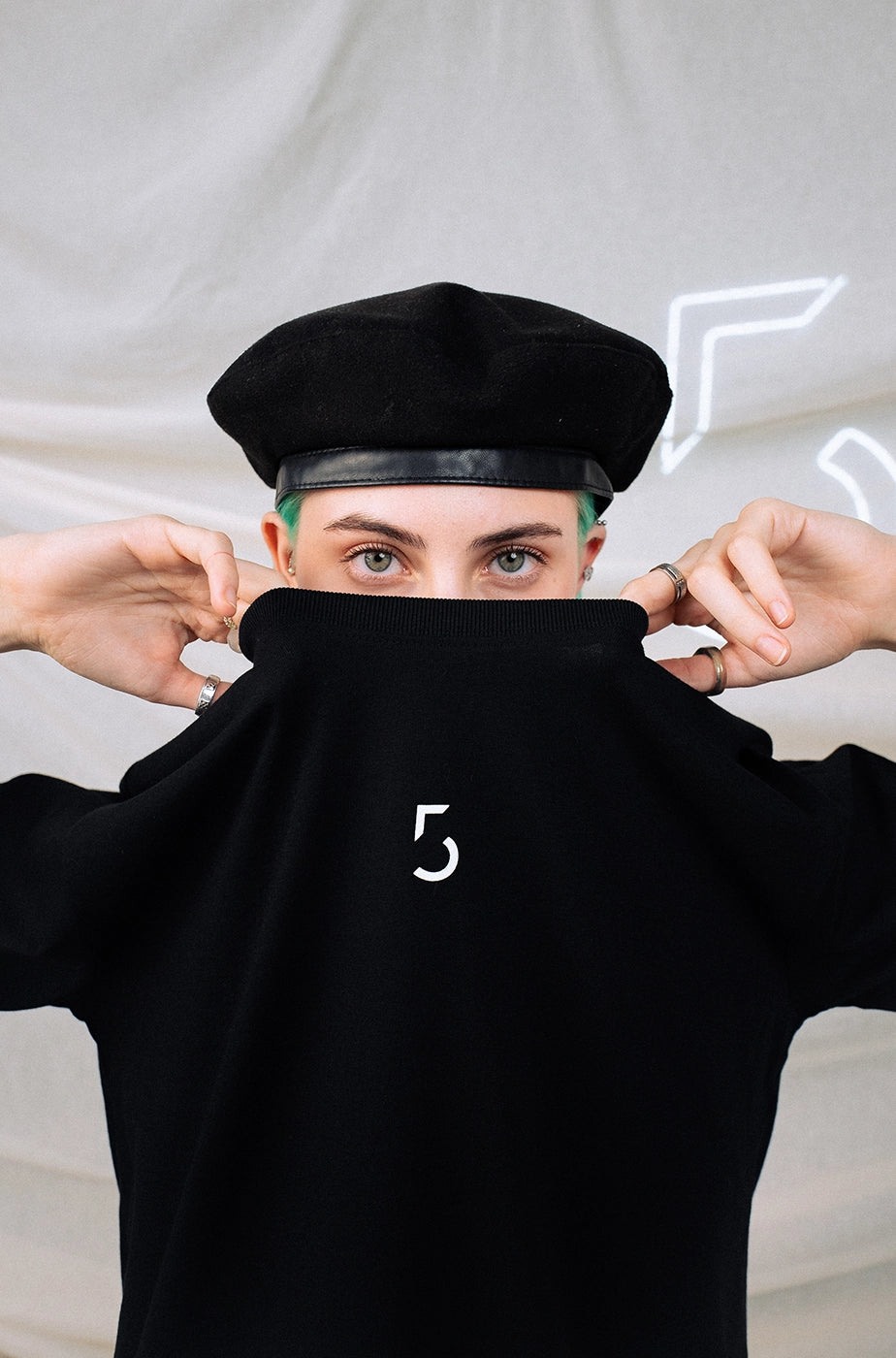 T-SHIRT „ROOFTOP“ - black