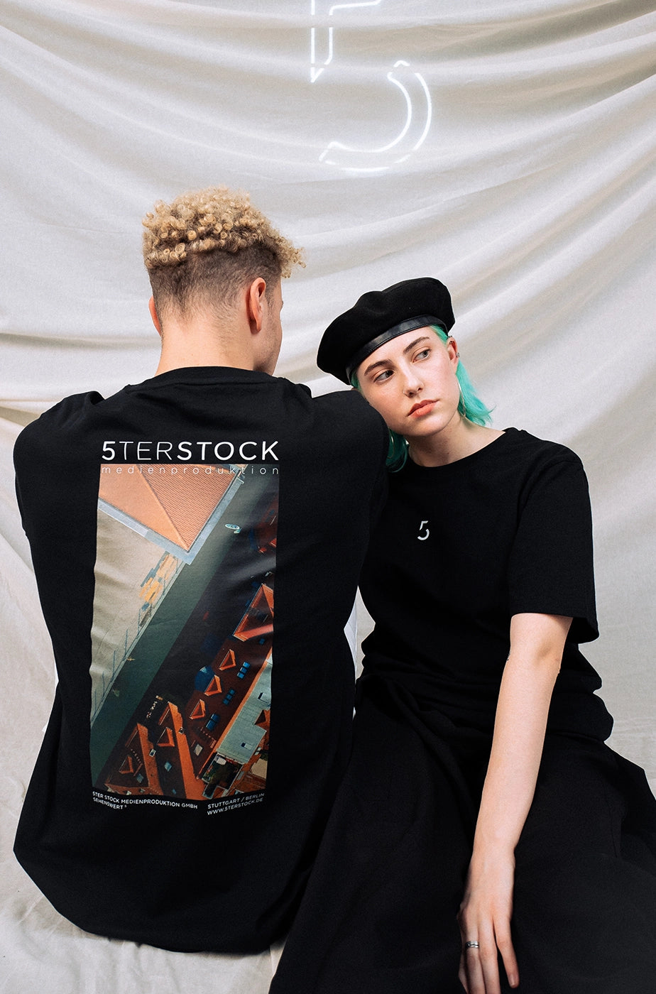 T-SHIRT „ROOFTOP“ - black