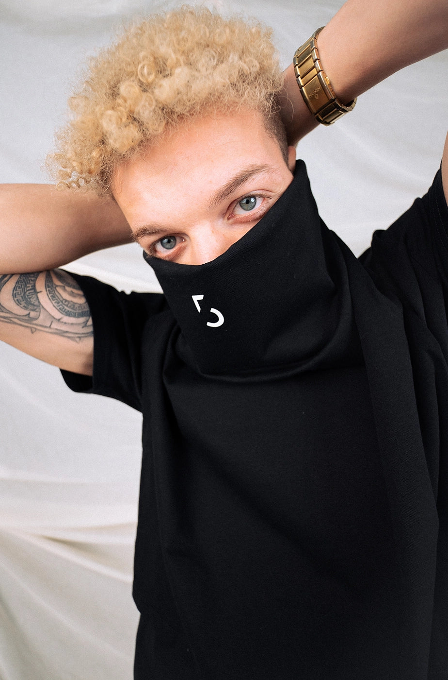 T-SHIRT „ROOFTOP“ - black